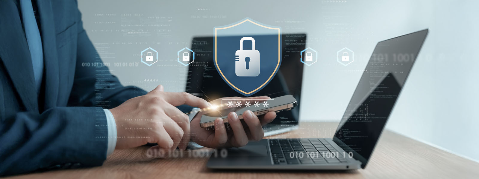 Symbolbild Cyber Security Check: abgesicherter Zugriff auf Smartphone und Laptop